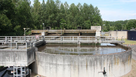 De provincie Vlaams-Brabant heeft de omgevingsvergunning goedgekeurd voor de uitbreiding van de waterzuiveringsinstallatie in Kortenberg.